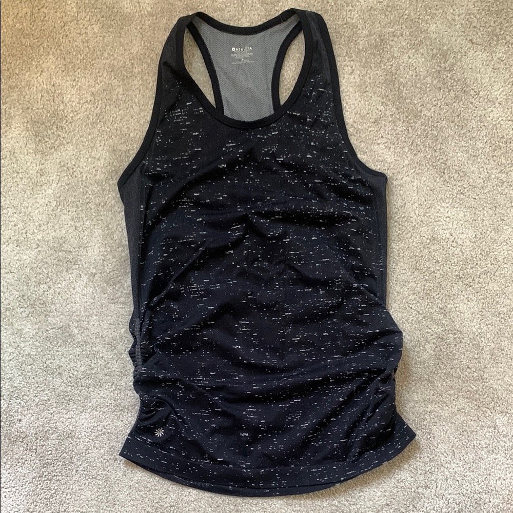 Athleta Momentum tank size Medium